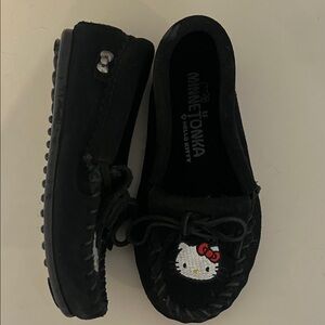 Minnetonka x Hello Kitty Moccasins- Toddler size 10 - black suede -